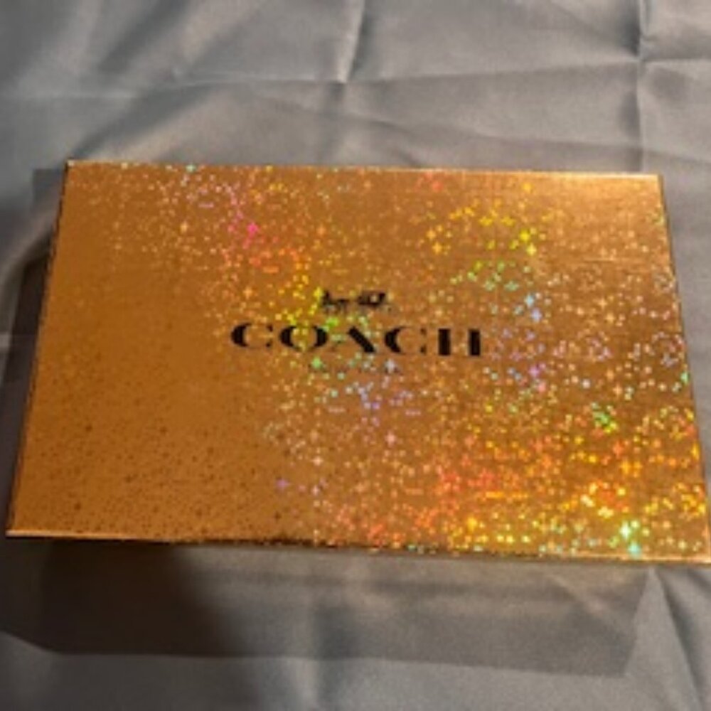 Coach Large Corner Zip Wristlet In Signature Canvas And Red - Picture 4 of 4